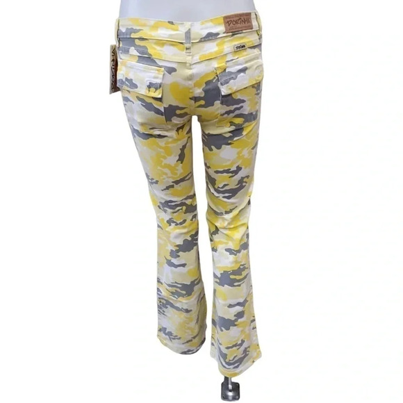 Dorinha Yellow Camo Skinny Flare Jeans Size 5 - Picture 2 of 7